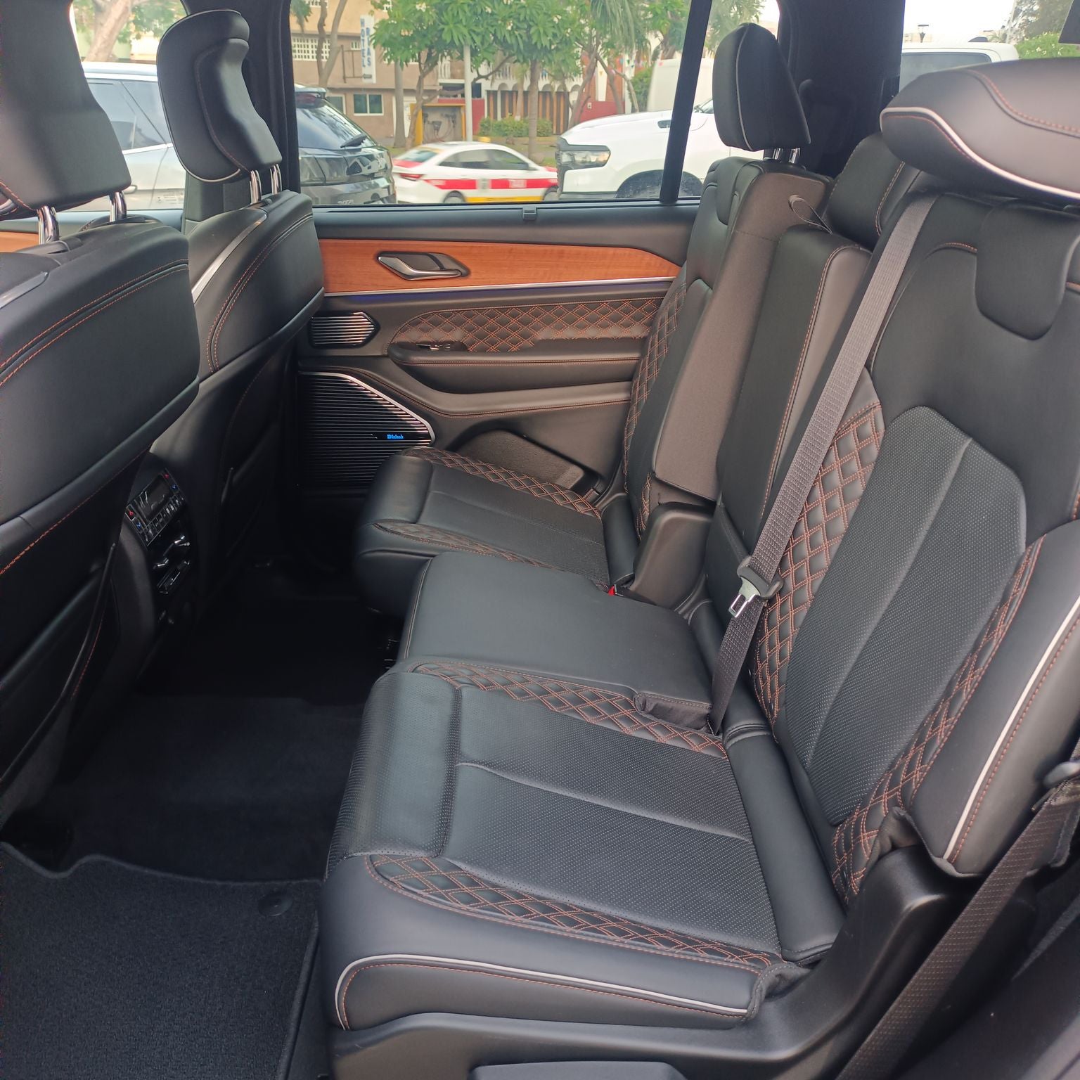 2023 Jeep Grand Cherokee 5.7 V8 L Summit 4x4 At
