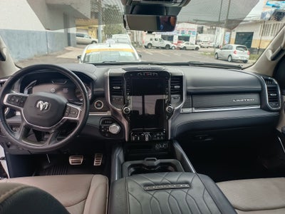 2024 RAM 1500 5.7 V8 Limited Mild-Hybrid Crew Cab At