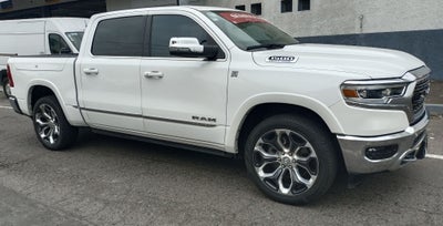 2024 RAM 1500 5.7 V8 Limited Mild-Hybrid Crew Cab At