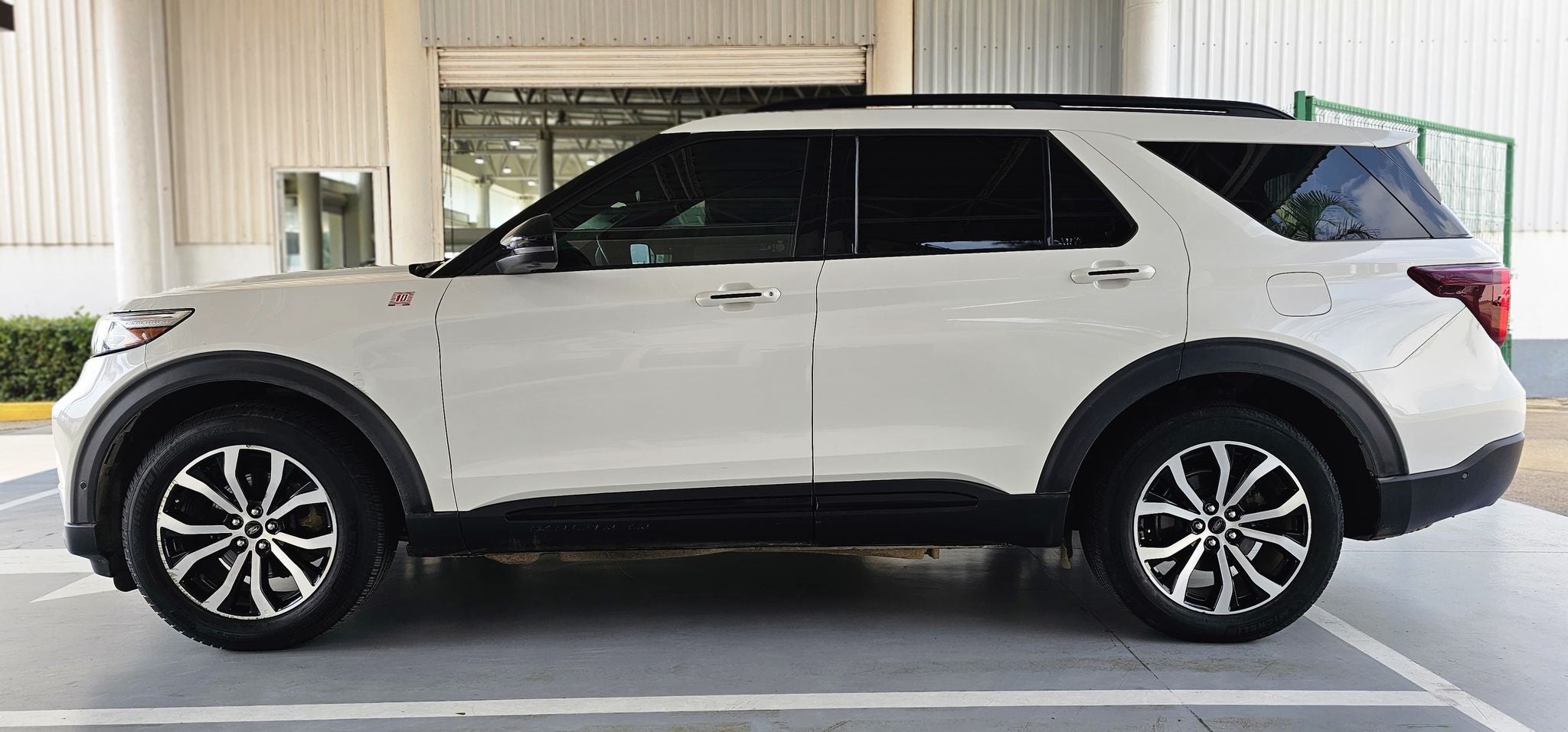 2023 Ford Explorer 3.0 V6 St At