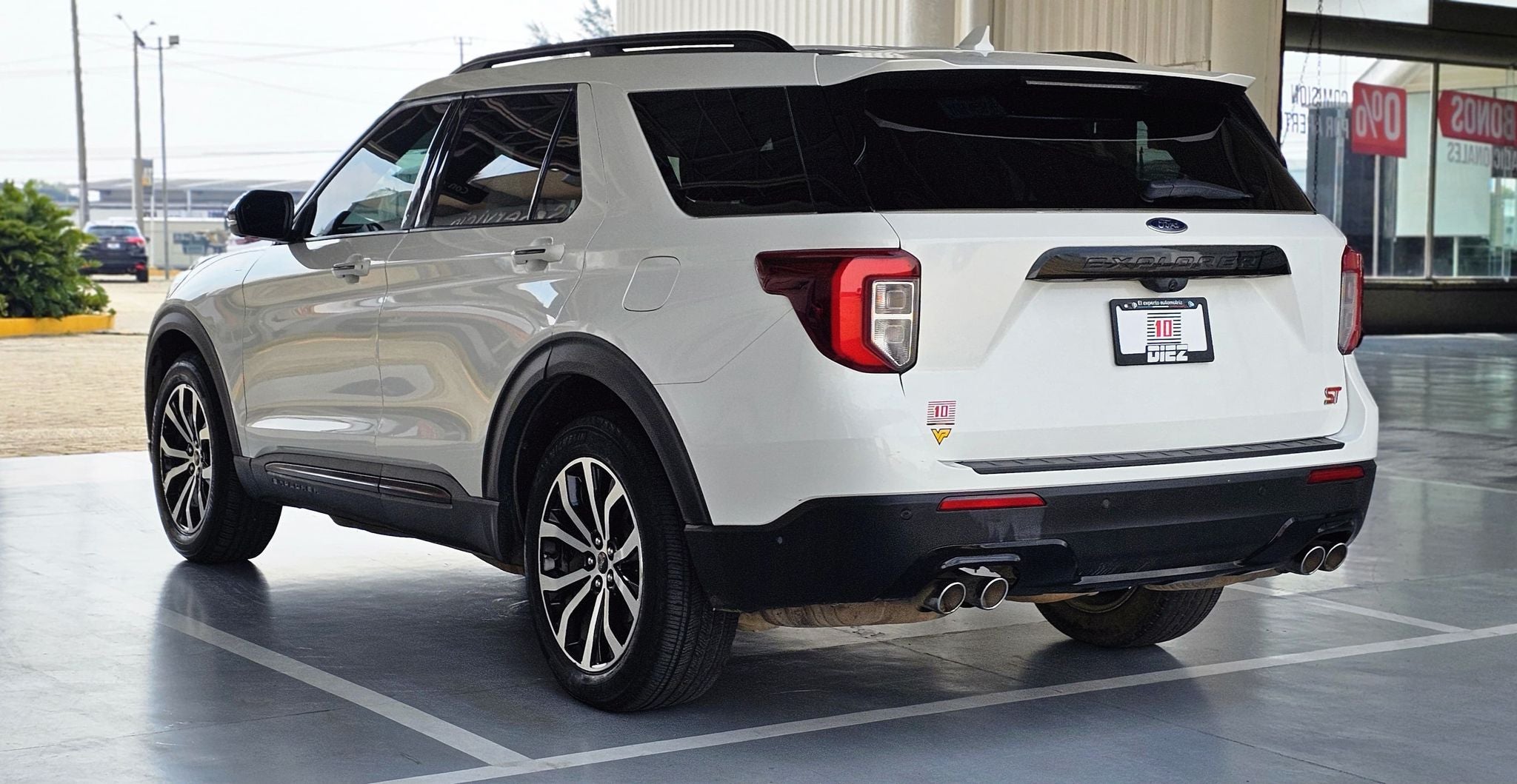 2023 Ford Explorer 3.0 V6 St At