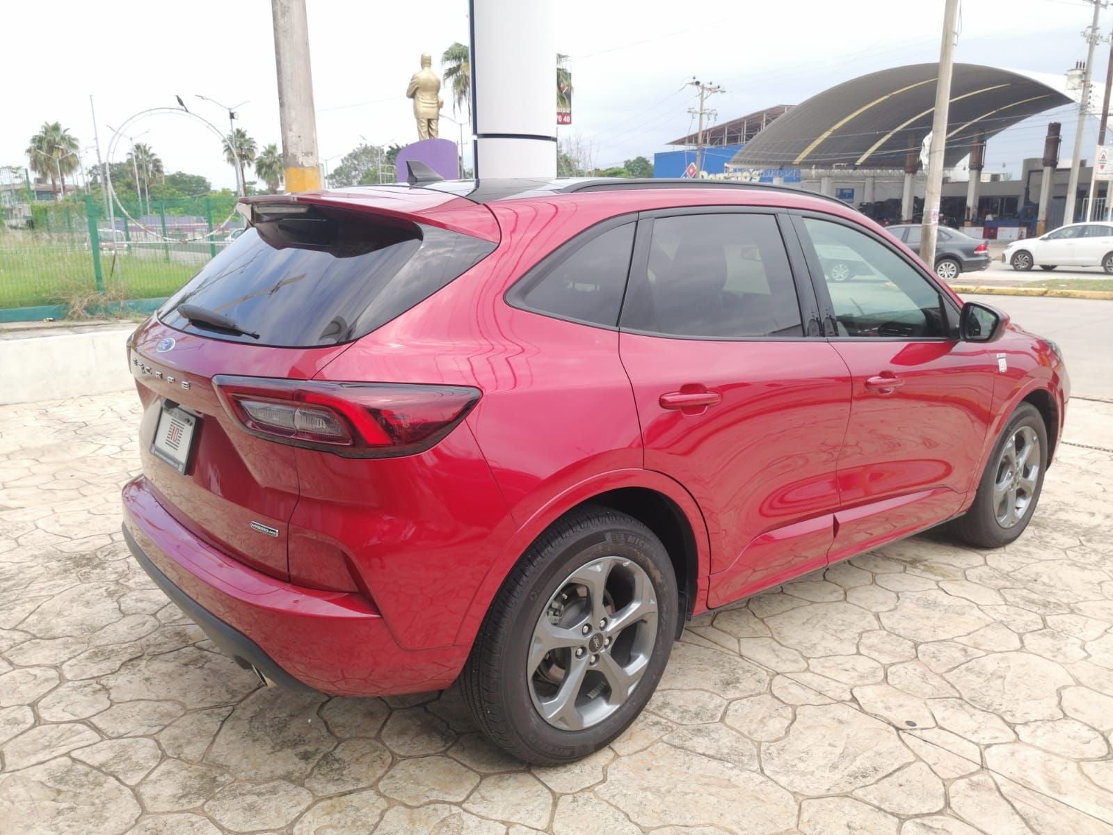 2023 Ford Escape 2.5 St-Line Select At