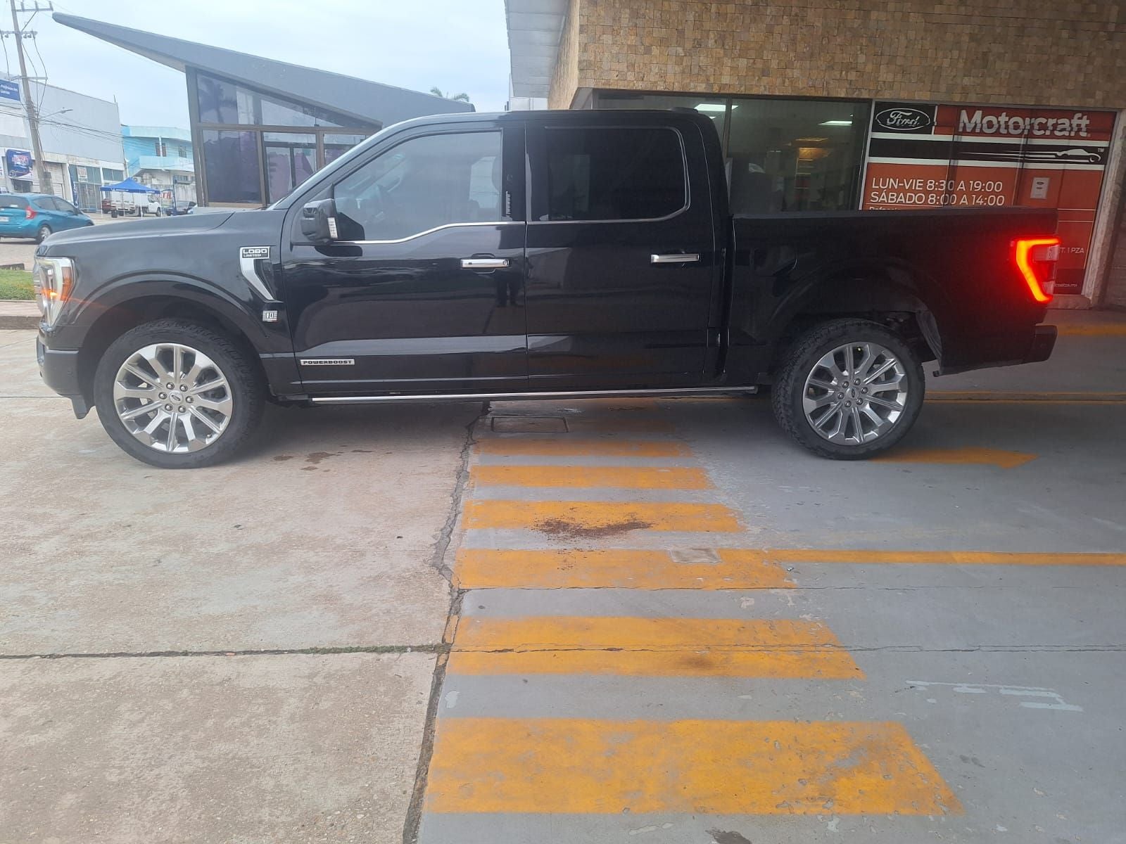 2021 Ford Lobo 3.5 Limited HEV doble cab AT V6 4X4