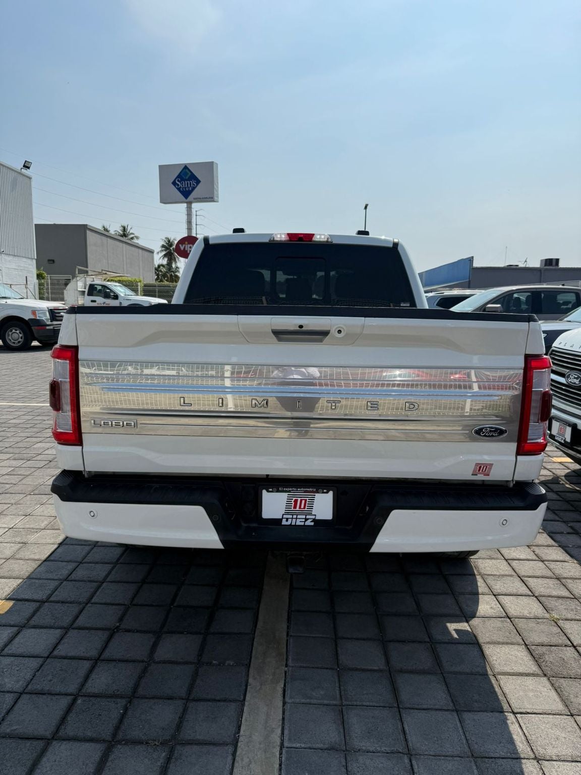 2022 Ford Lobo 3.5 Limited HEV doble cab AT V6 4X4