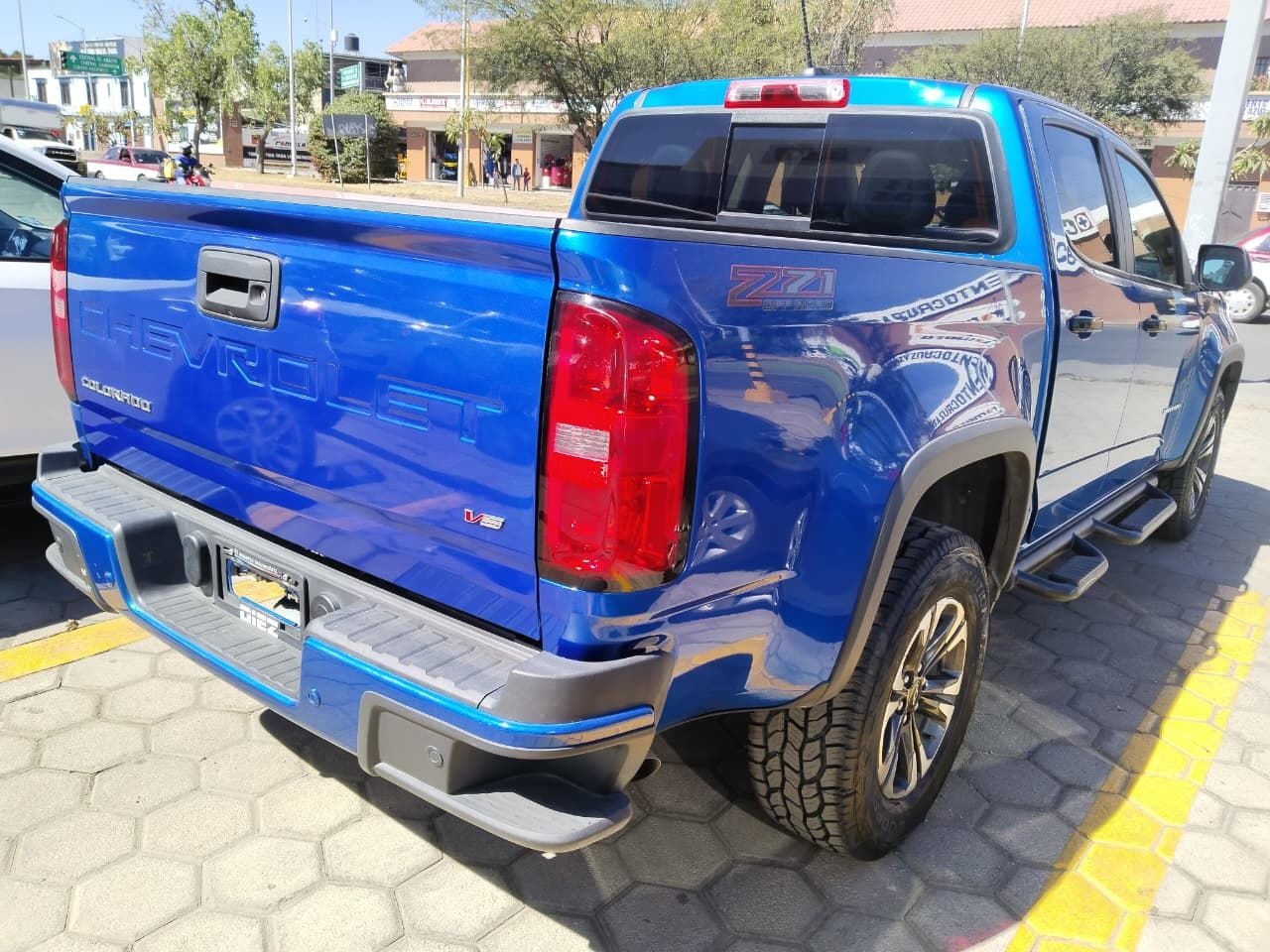 2022 Chevrolet Colorado 2.5 L4 LT 4x2 At