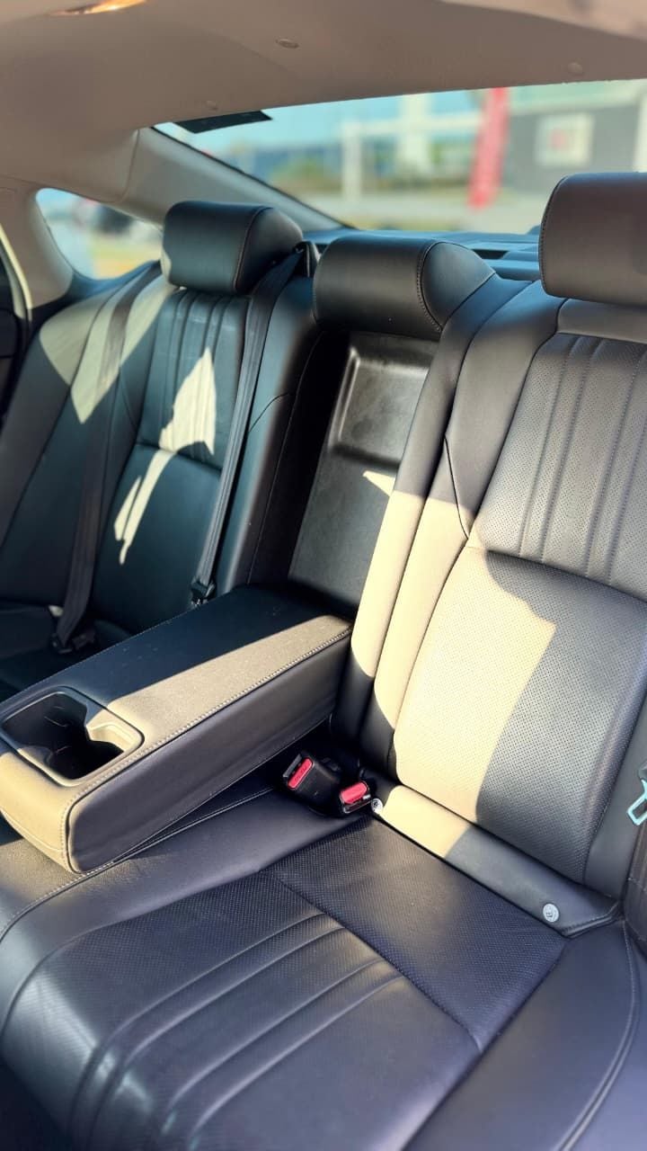 2022 Honda Accord 2.0 L4 Touring Piel Cvt