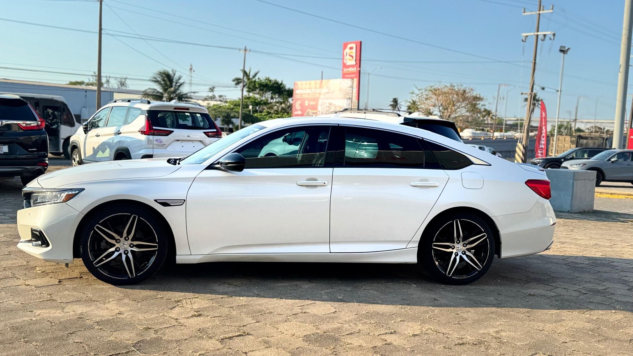 2022 Honda Accord 2.0 L4 Touring Piel Cvt