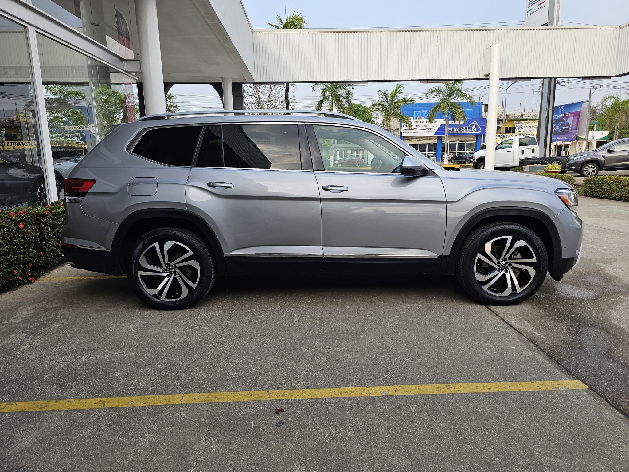 2022 Volkswagen Teramont HIGHLINE 3.6 TIP  7 pas