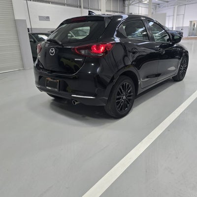 2023 Mazda Mazda 2 1.5 Carbon Edition At