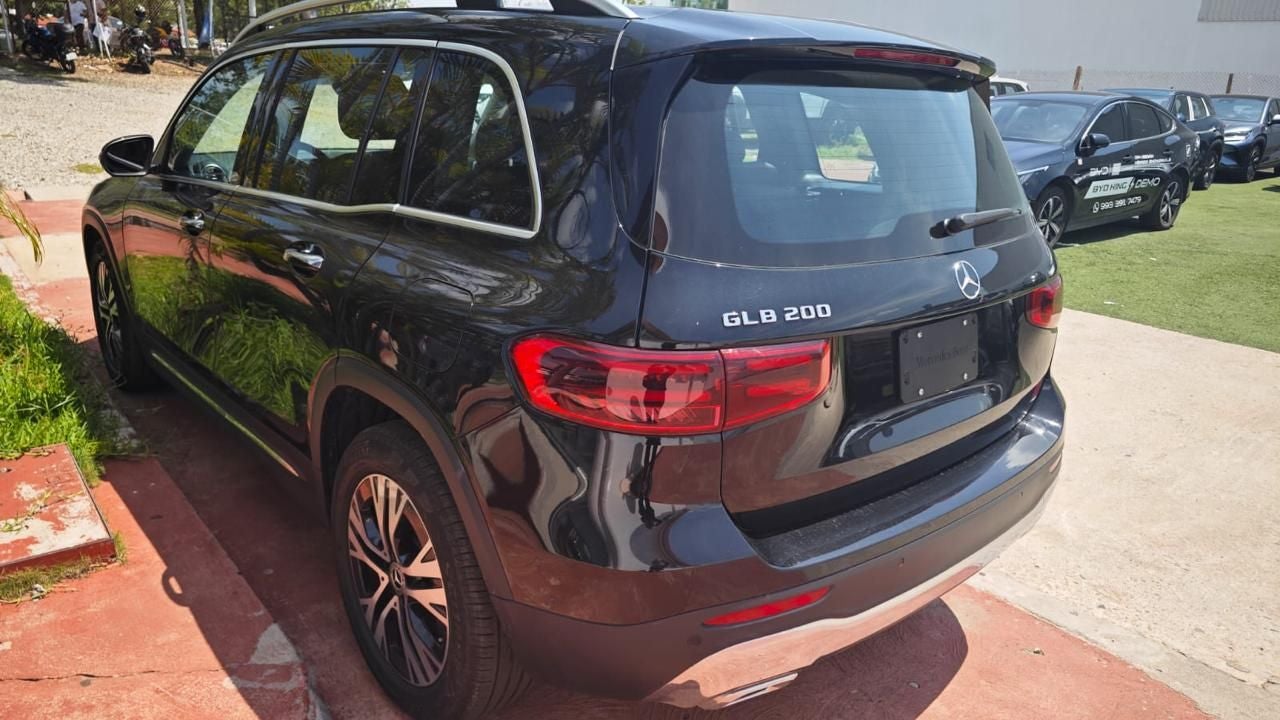 2024 Mercedes-Benz Clase GLB 1.3 200 Line Mhev At