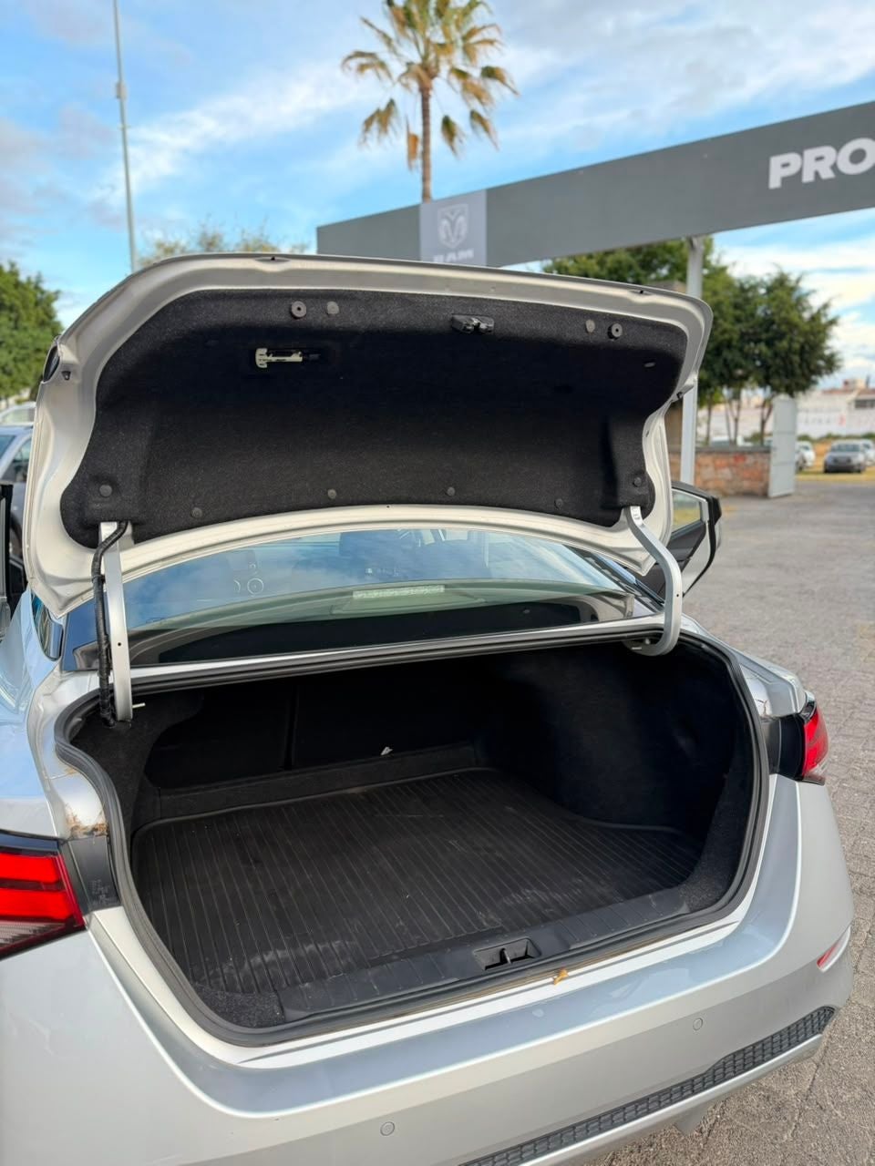 2023 Nissan Sentra 2.0 Sense Mt