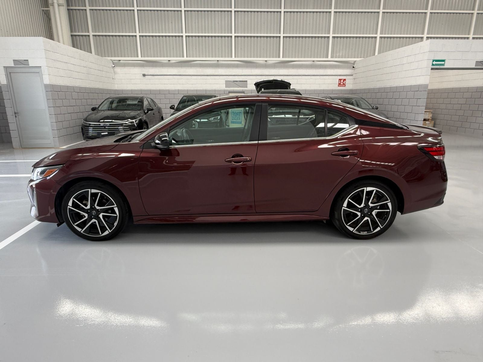 2024 Nissan Sentra 2.0 SR Platinum At