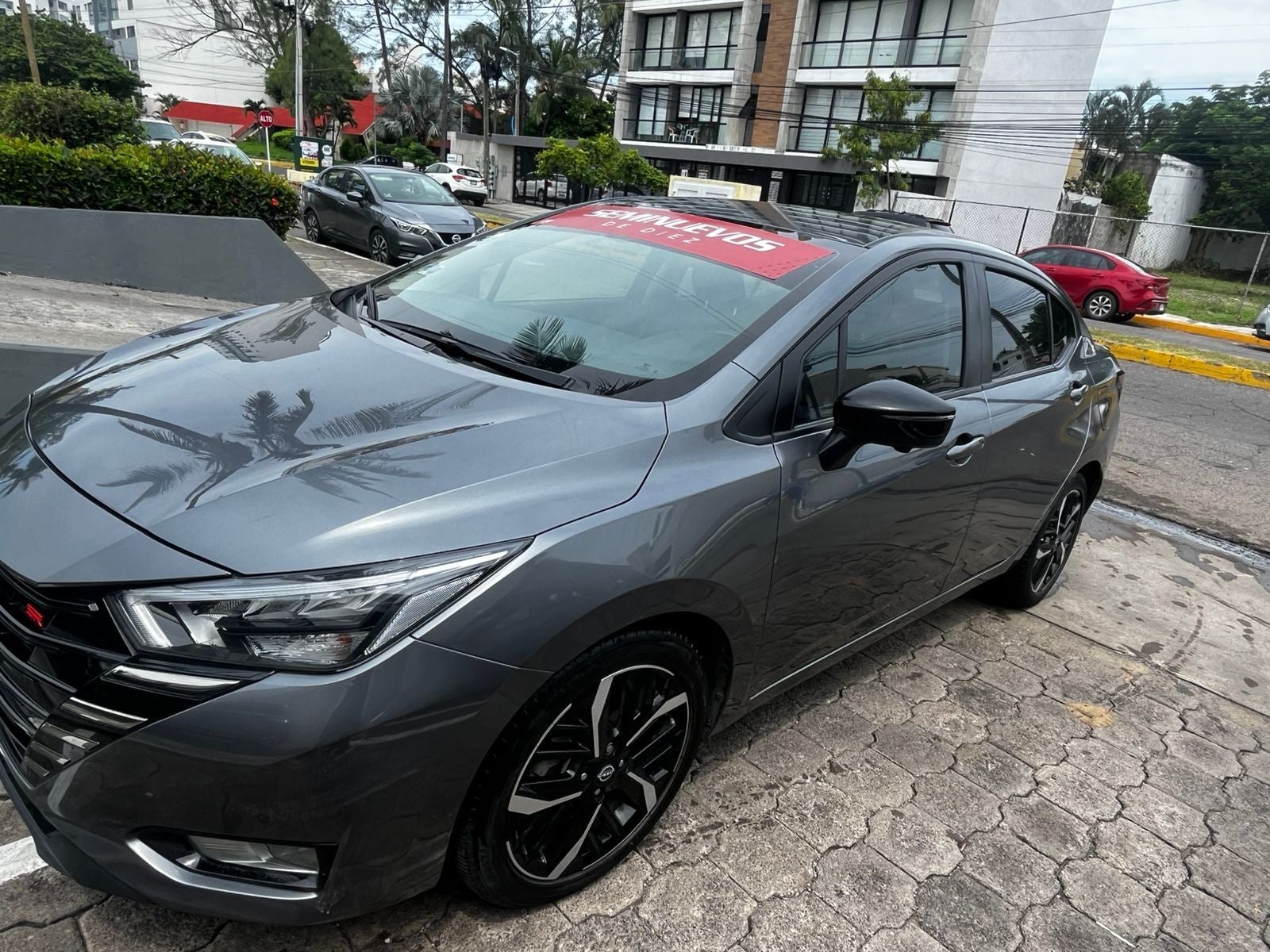 2024 Nissan Versa 1.6 SR At