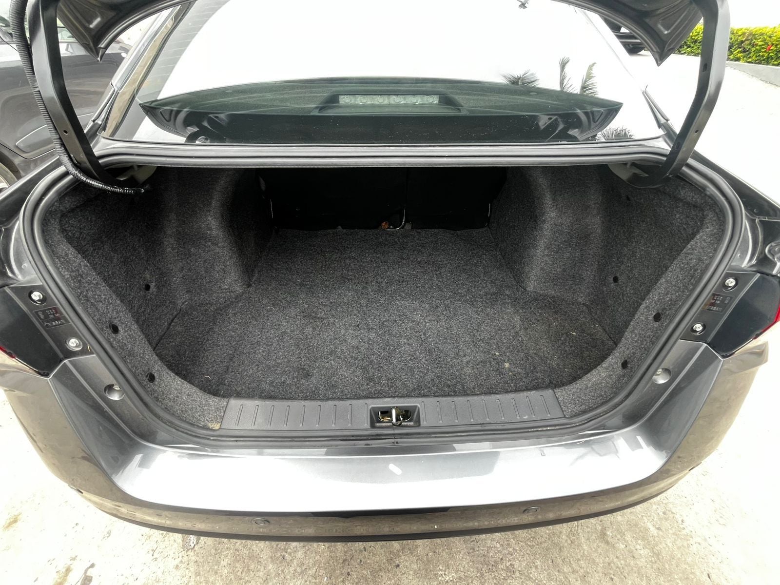 2024 Nissan Versa 1.6 SR At