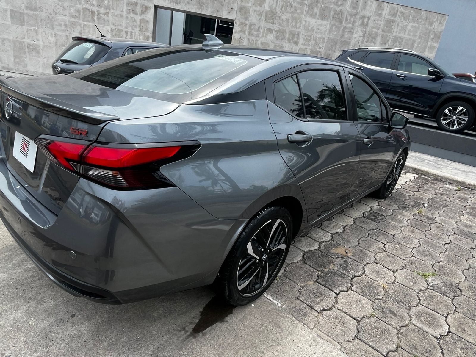 2024 Nissan Versa 1.6 SR At