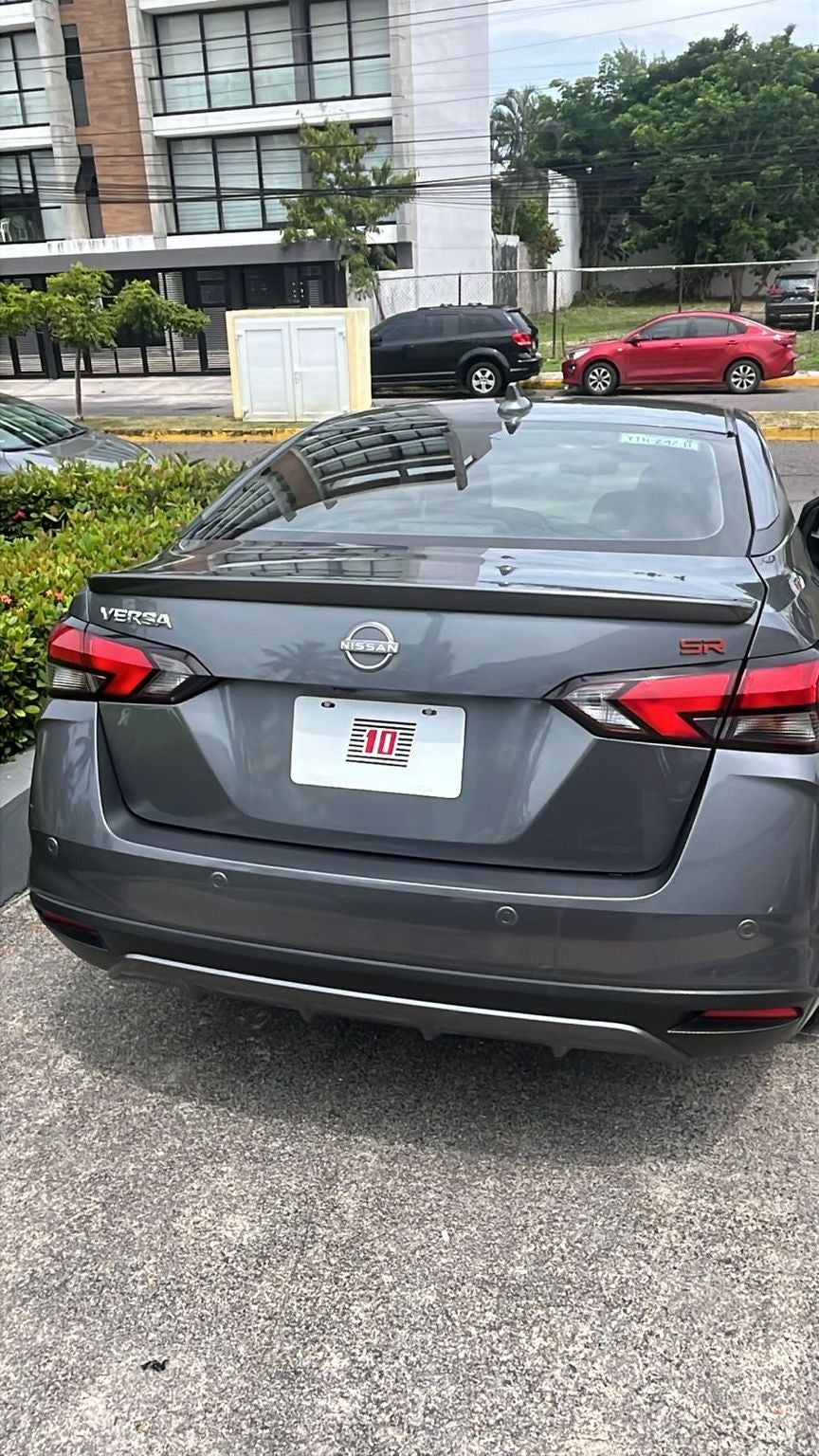2024 Nissan Versa 1.6 SR At