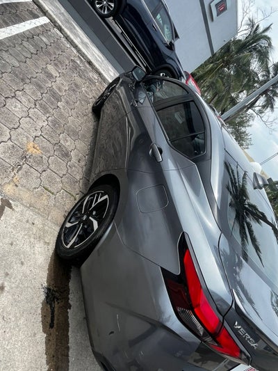 2024 Nissan Versa 1.6 SR At