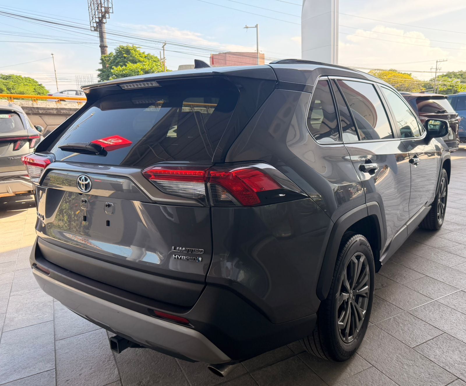 2022 Toyota RAV4 2.5 Limited Hybrid At
