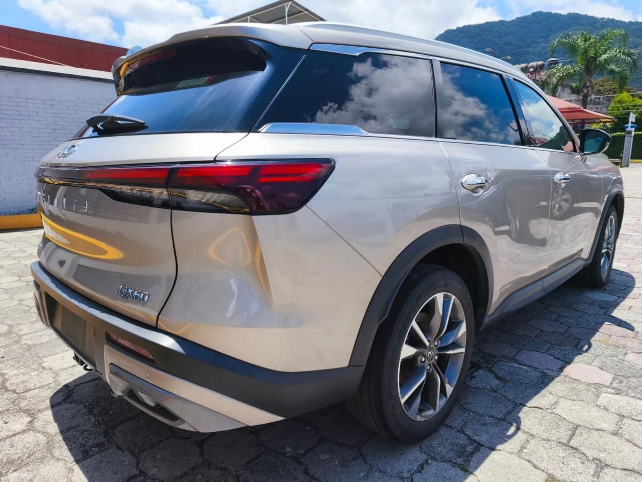 2022 INFINITI QX60 3.5 Luxe At