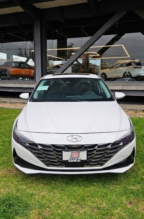 2023 Hyundai Elantra 2.0 Limited Tech Navi At