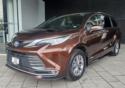2021 Toyota Sienna 2.5 Limited Hibrido At
