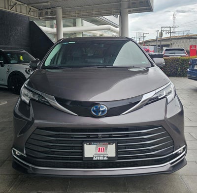 2022 Toyota Sienna 2.5 Limited Hibrido At