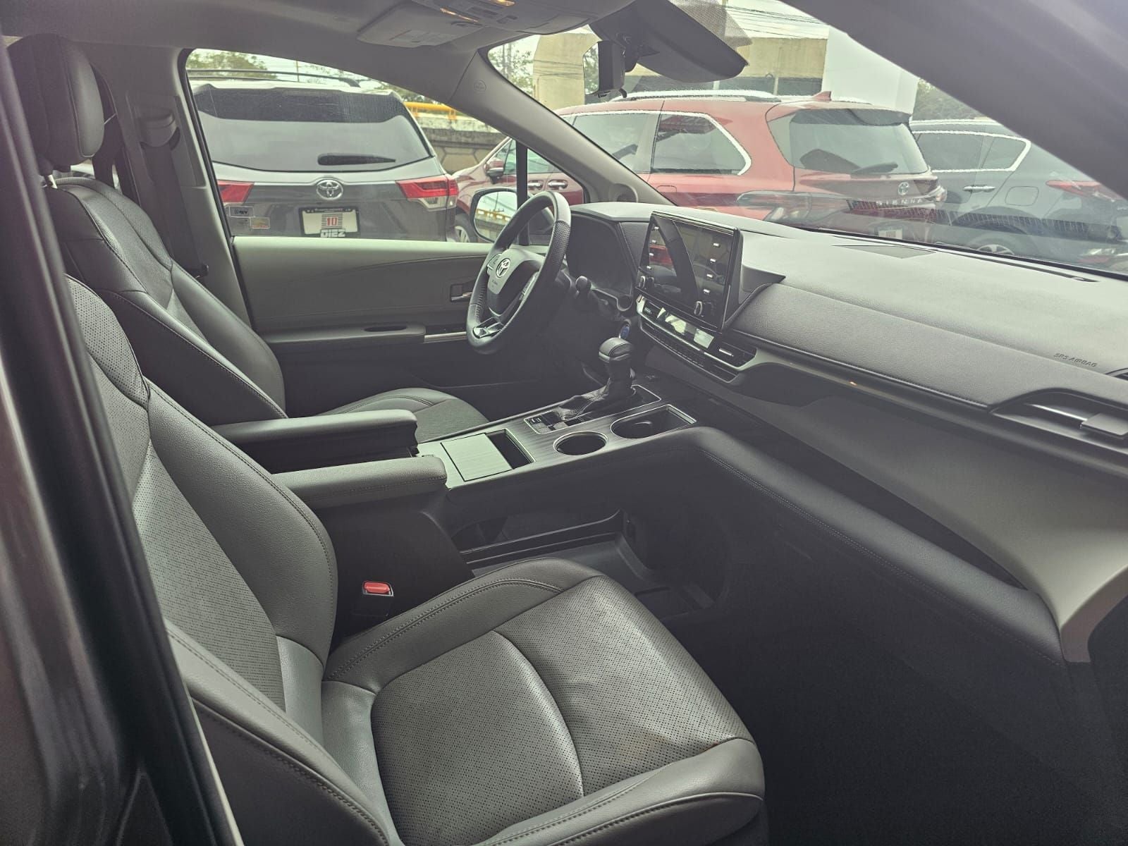 2022 Toyota Sienna 2.5 Limited Hibrido At