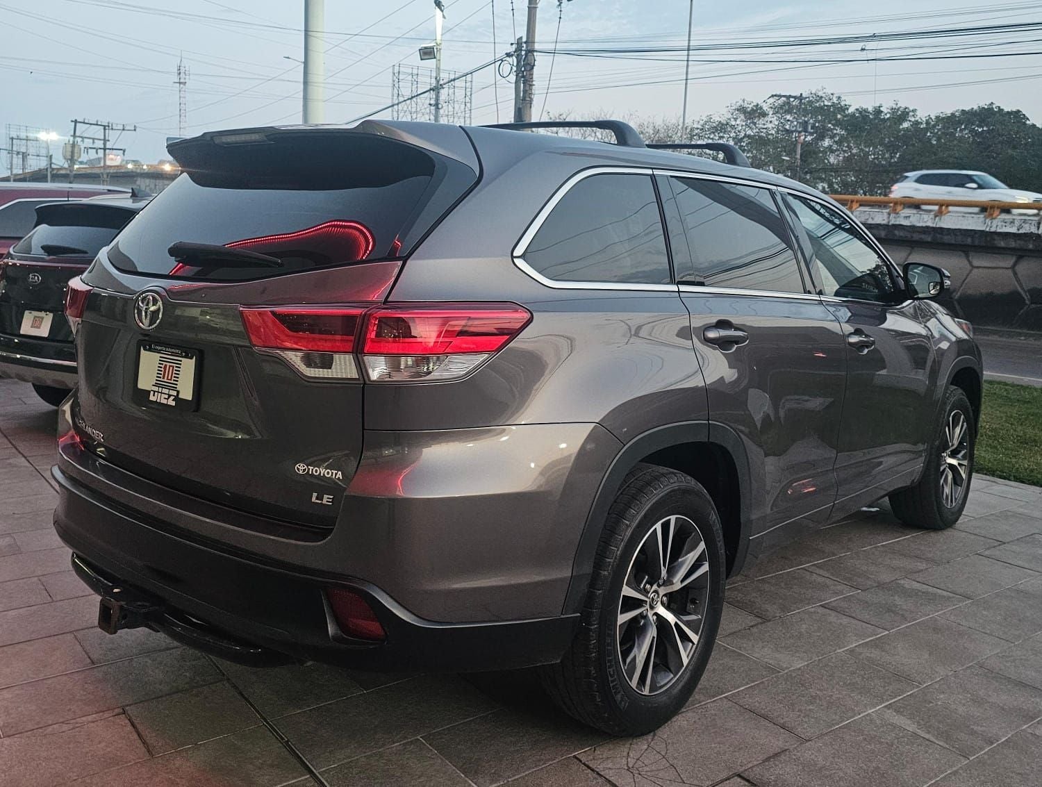 2018 Toyota Highlander 2.5 Le Hev At