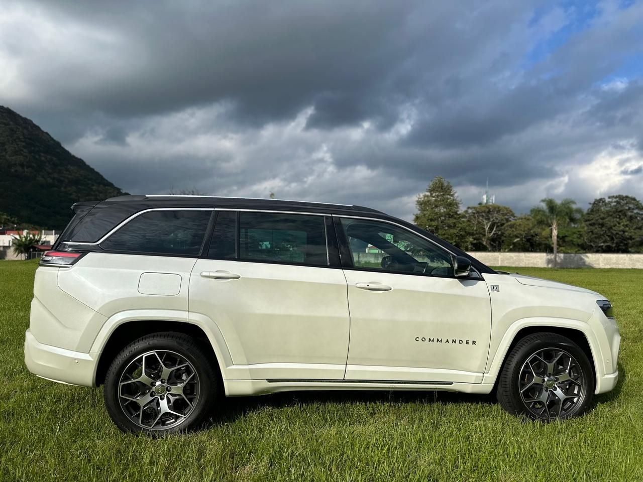 2025 Jeep Commander 1.3 Overland At