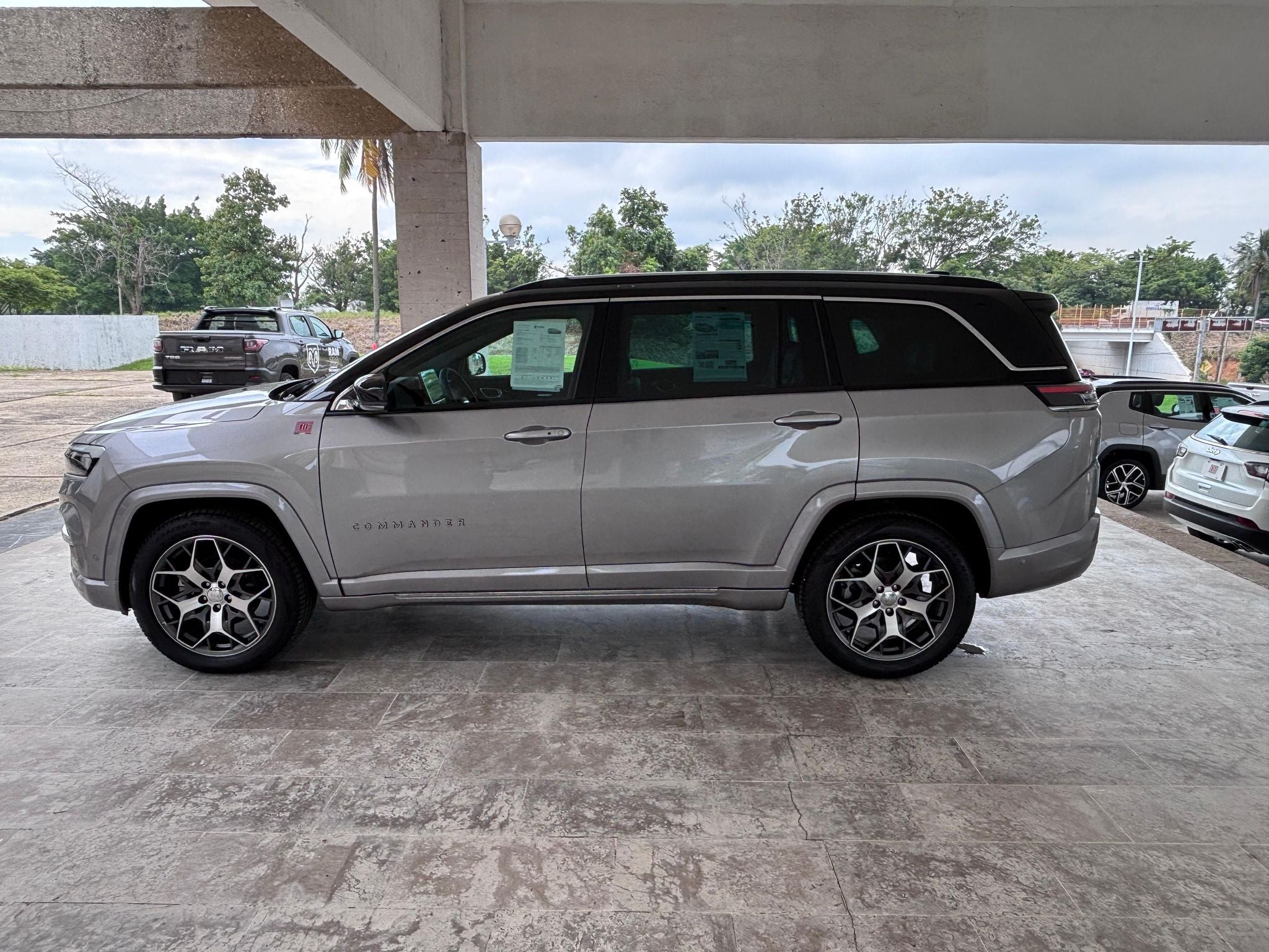 2025 Jeep Commander 1.3 Overland At