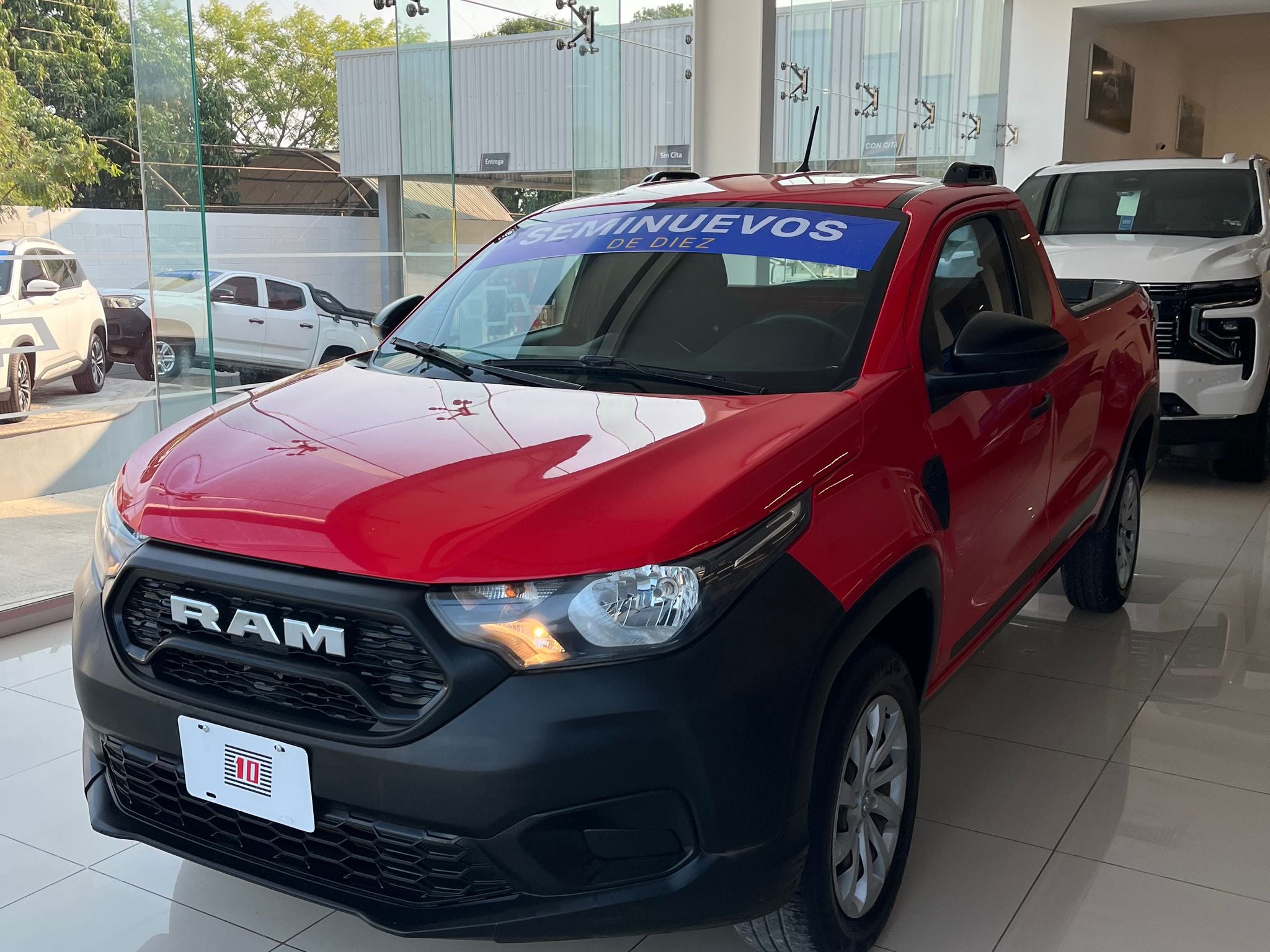 2022 RAM 700 SLT Crew Cab
