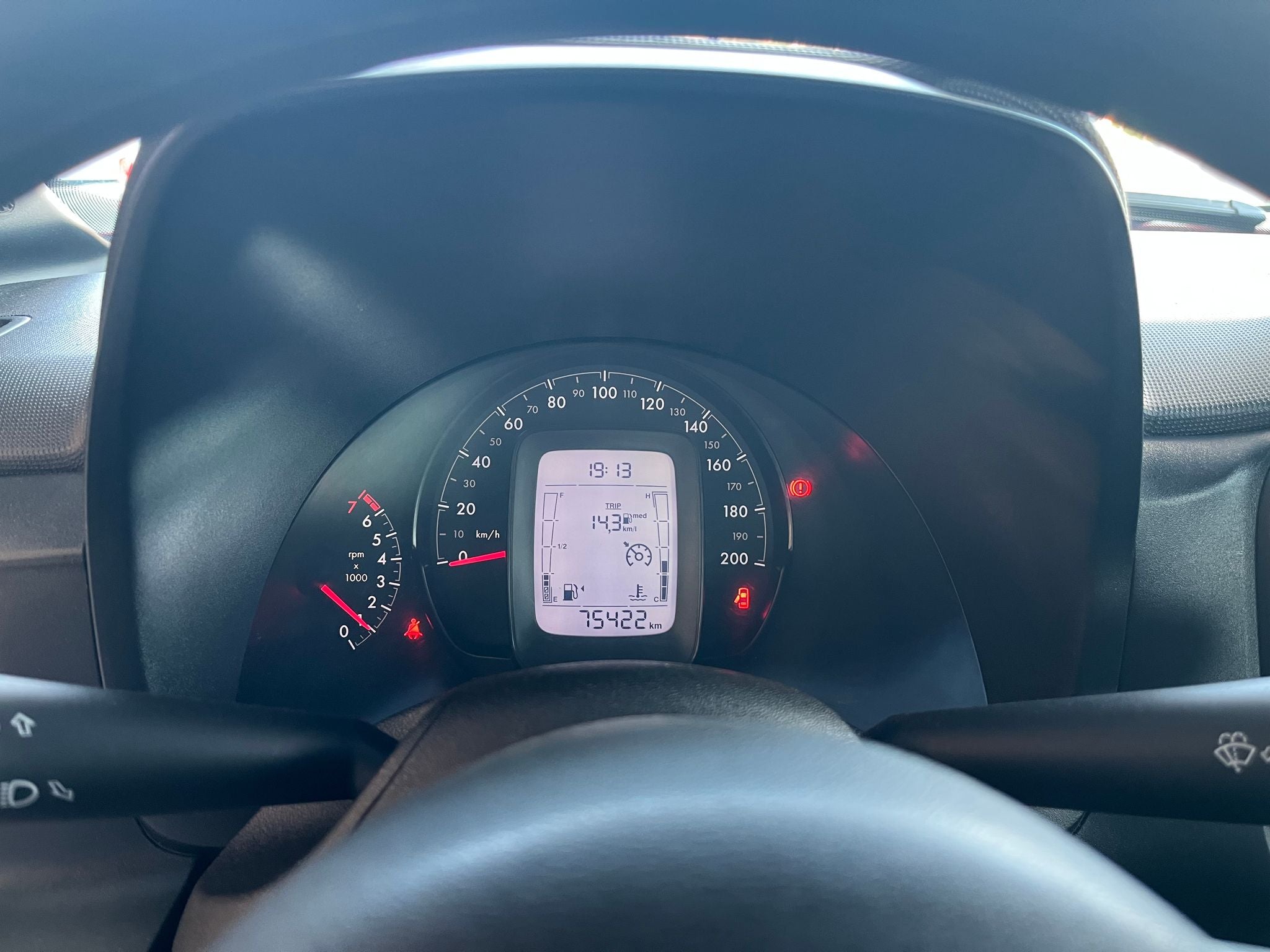 2022 RAM 700 SLT Crew Cab