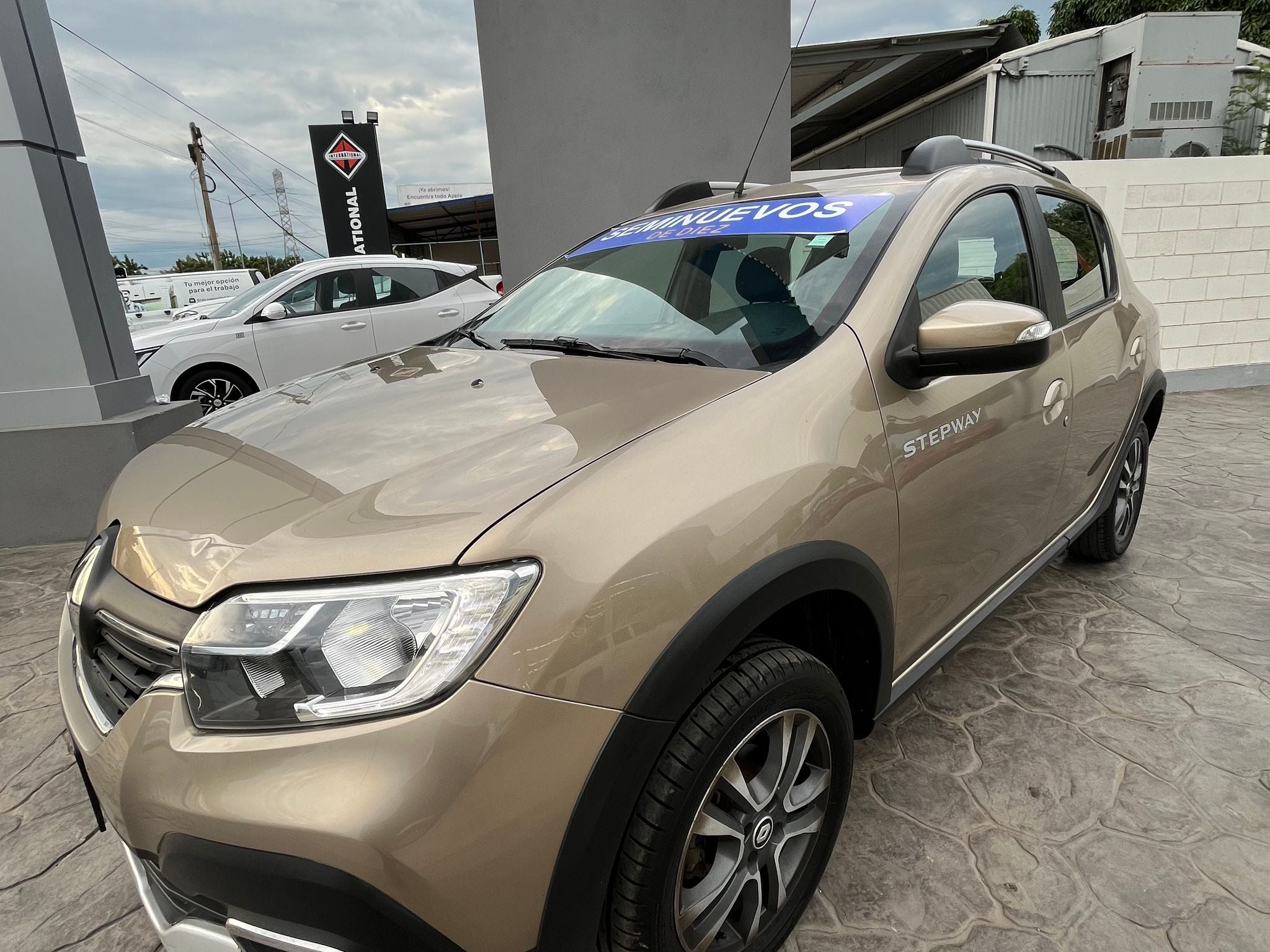 2023 Renault Stepway 1.6 Intense At