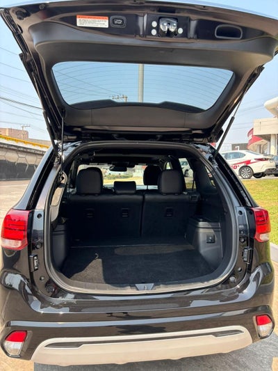 2021 Mitsubishi Outlander 2.0 Limited Híbrido 4x4 At