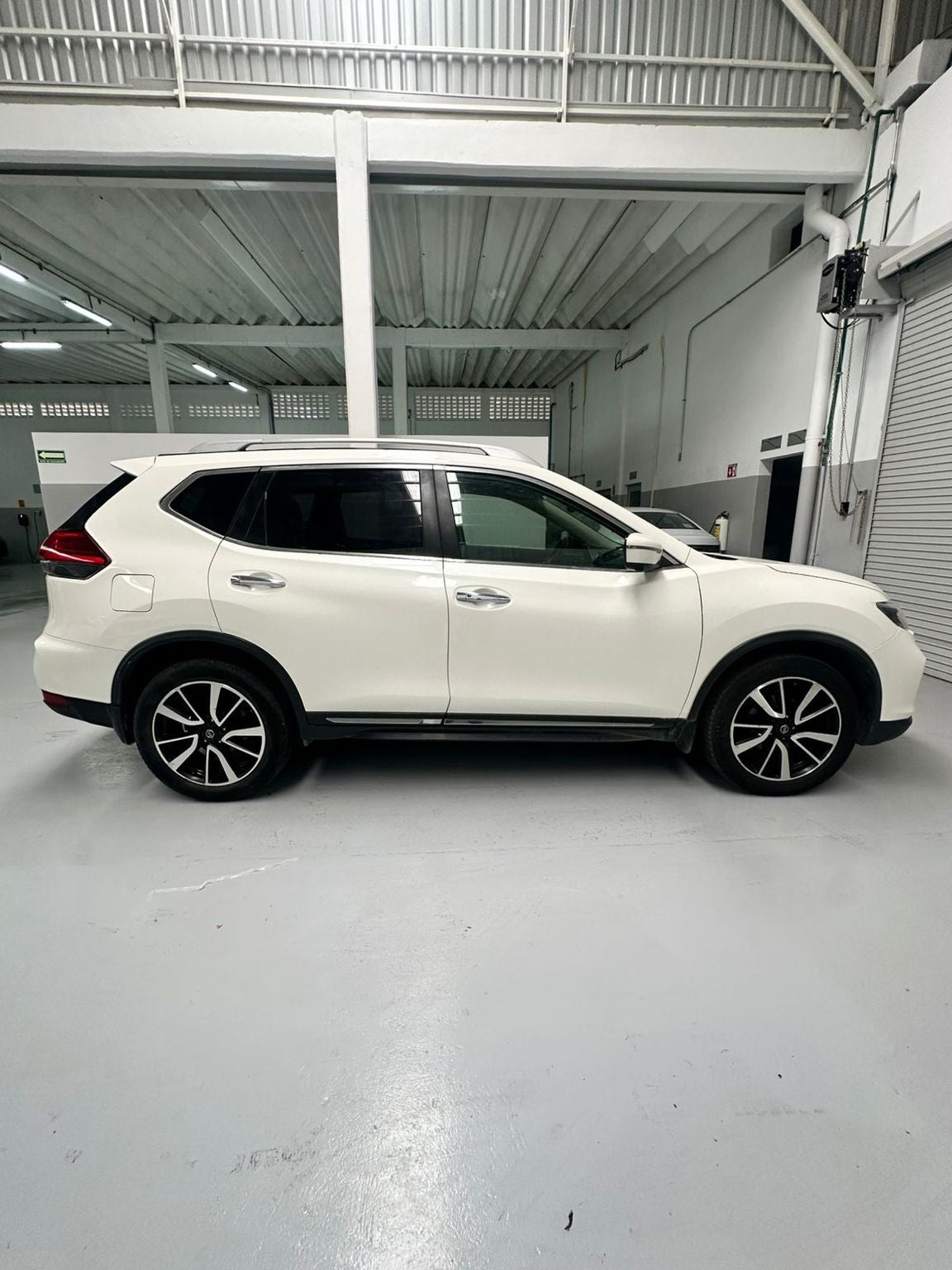 2019 Nissan X-Trail 2.5 Exclusive 2 Filas Cvt