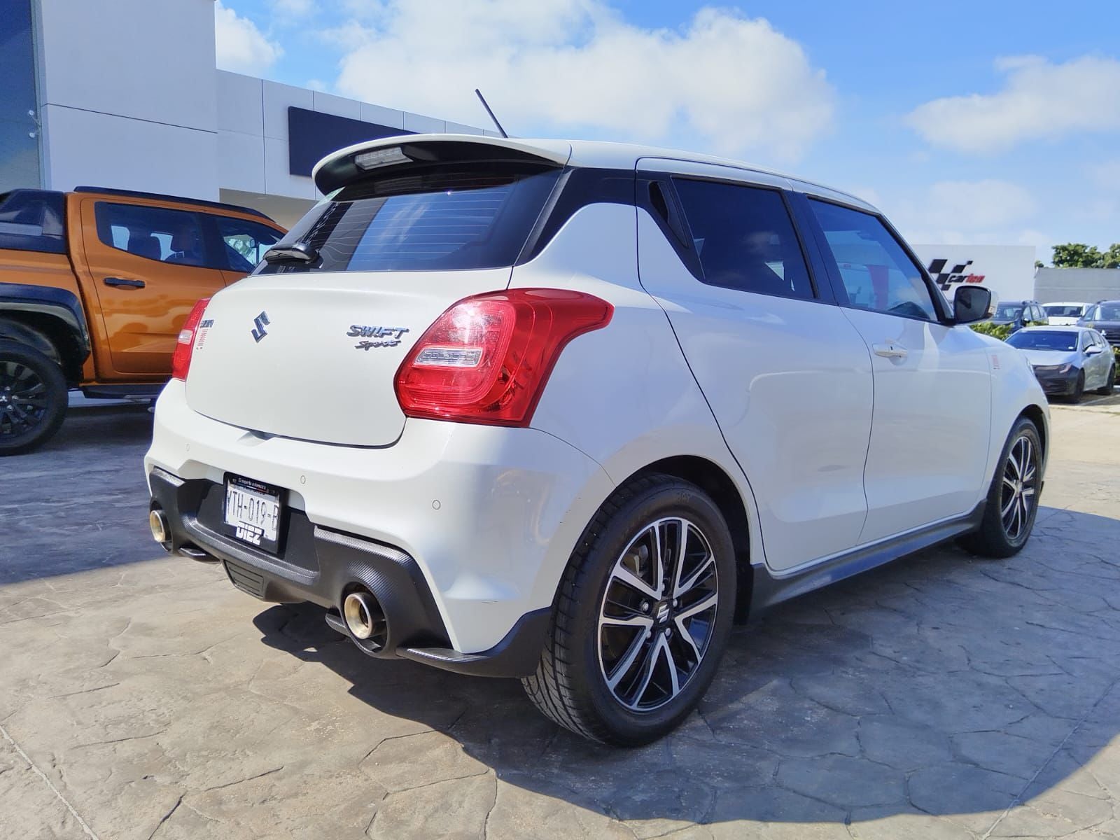2023 Suzuki Swift 1.0 Booster Jet At