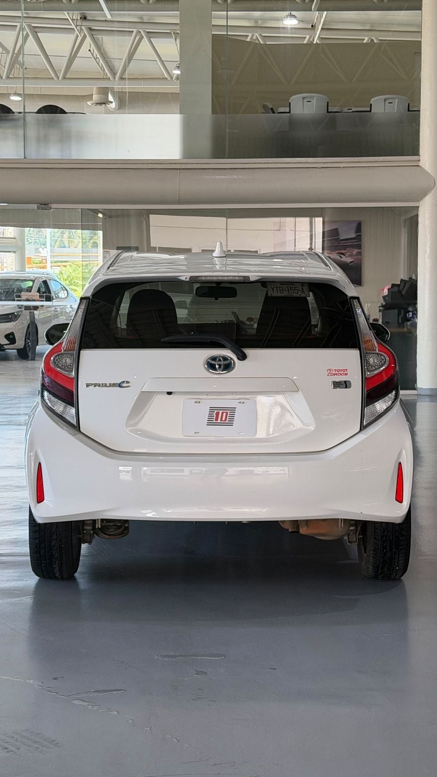 2021 Toyota Prius 1.5 Prius C At