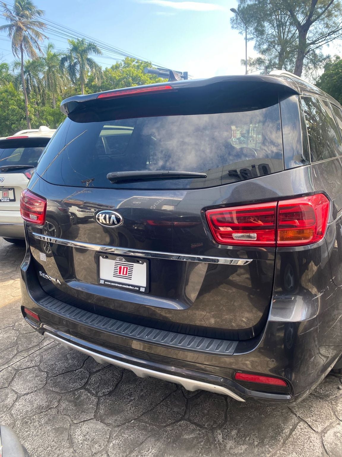 2019 Kia Sedona 3.3 V6 SXL Piel 7 Pasajeros At