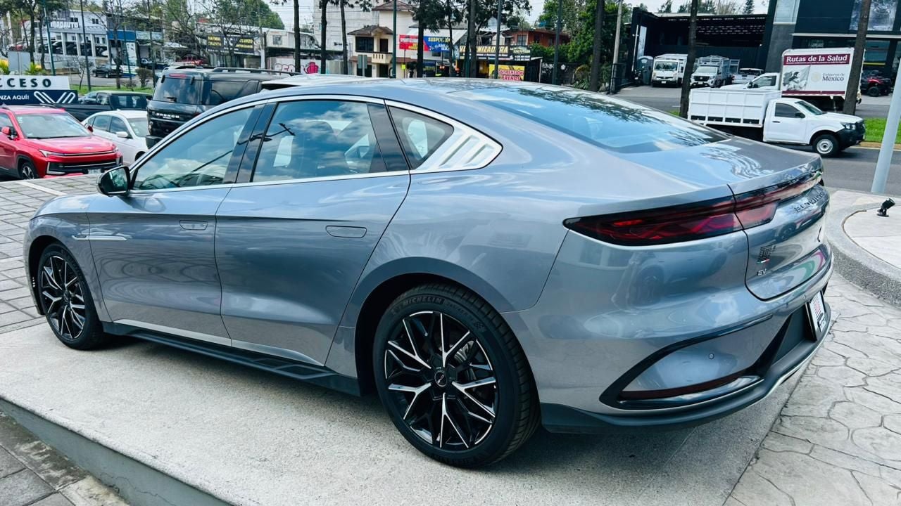 2024 BYD Han Han Sedan Ev