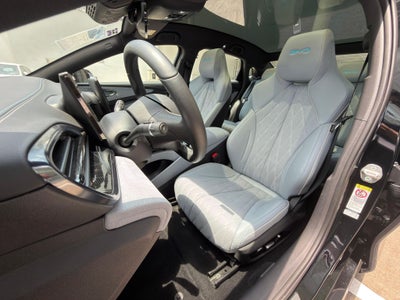 2025 BYD Seal 520 km Awd At