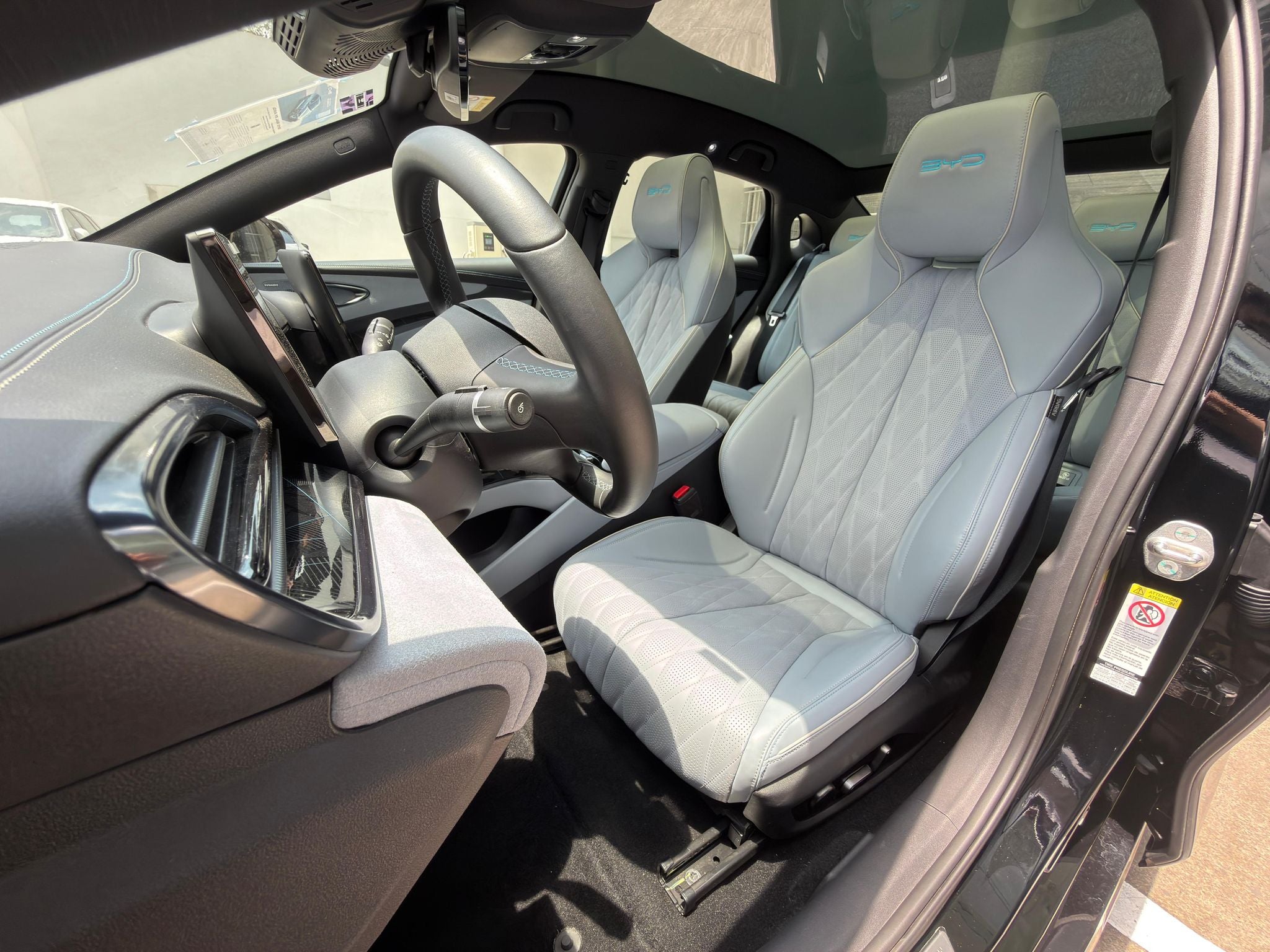 2025 BYD Seal 520 km Awd At