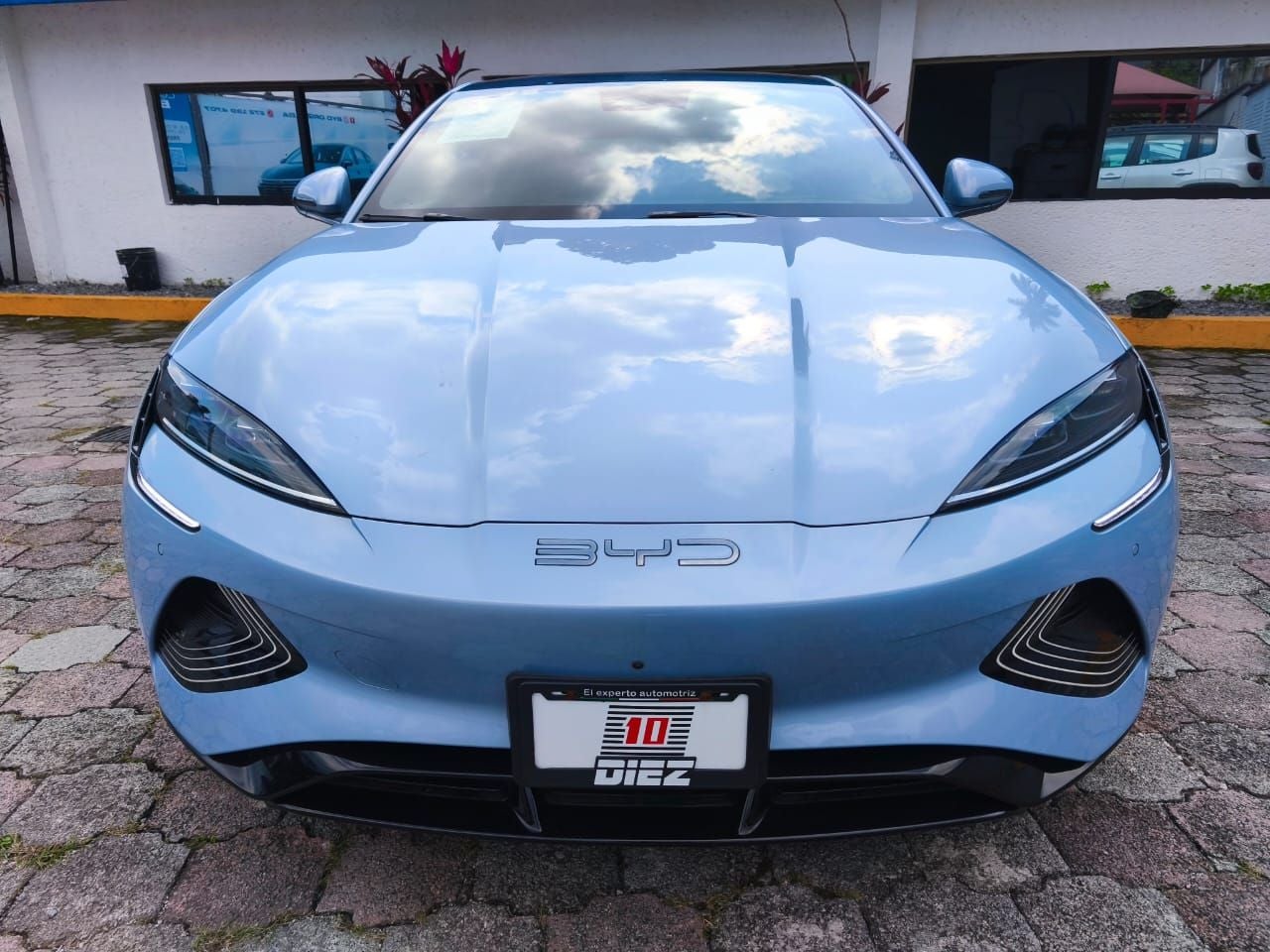 2025 BYD Seal 520 km Awd At