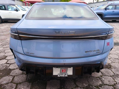 2025 BYD Seal 520 km Awd At