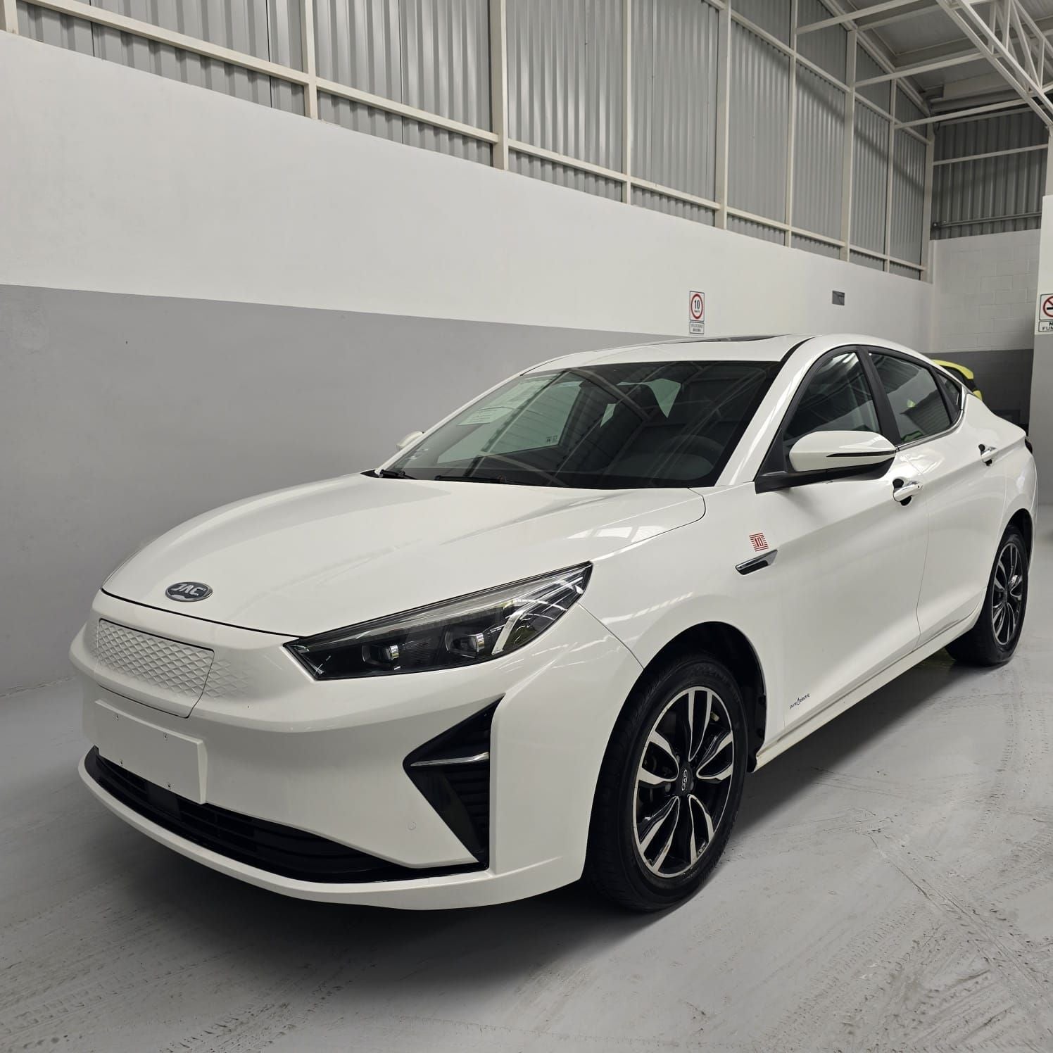 2022 JAC J7 EJ7 Electrico 50 Kw