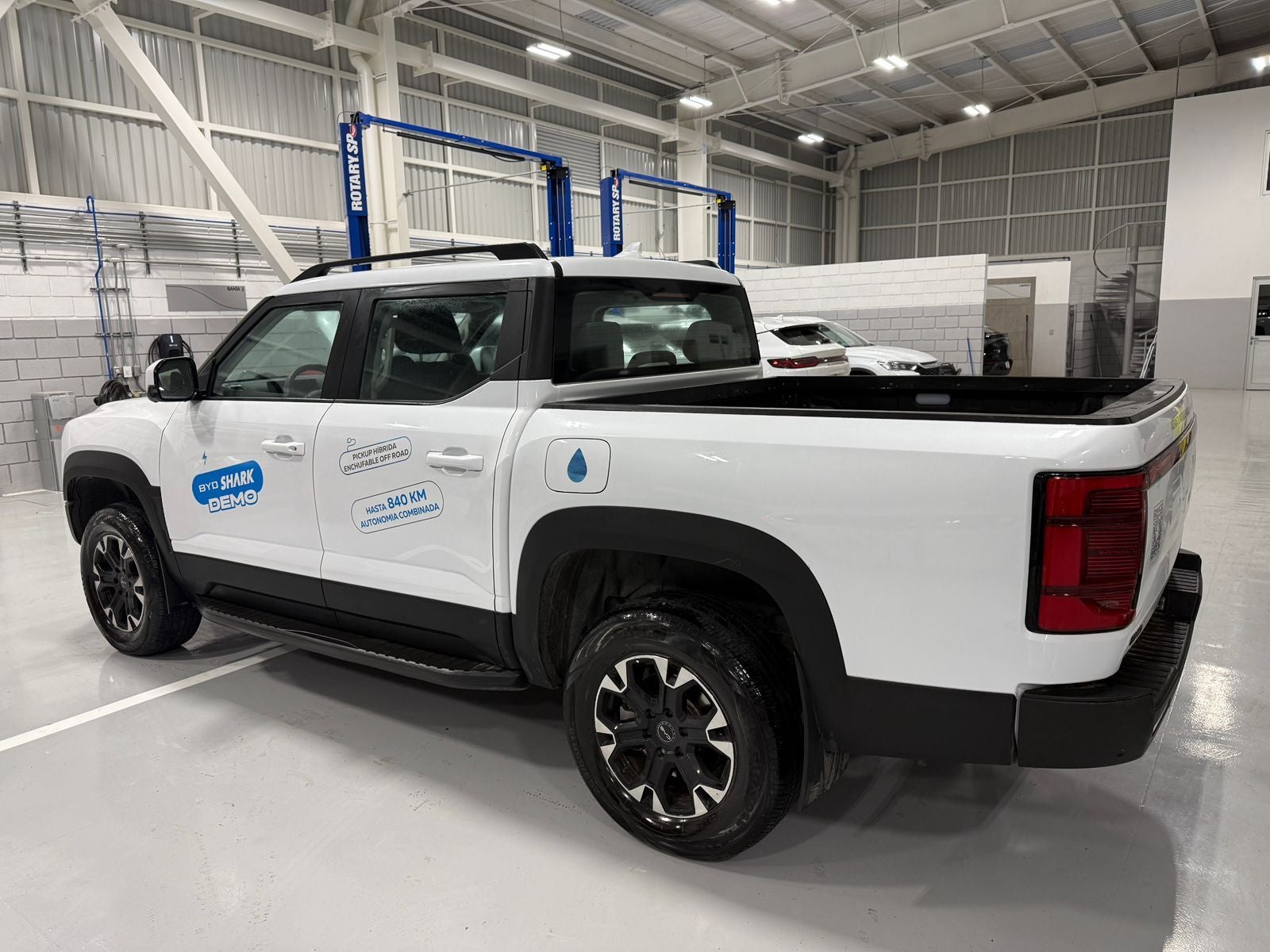 2025 BYD Shark 1.5T Gl Phev At