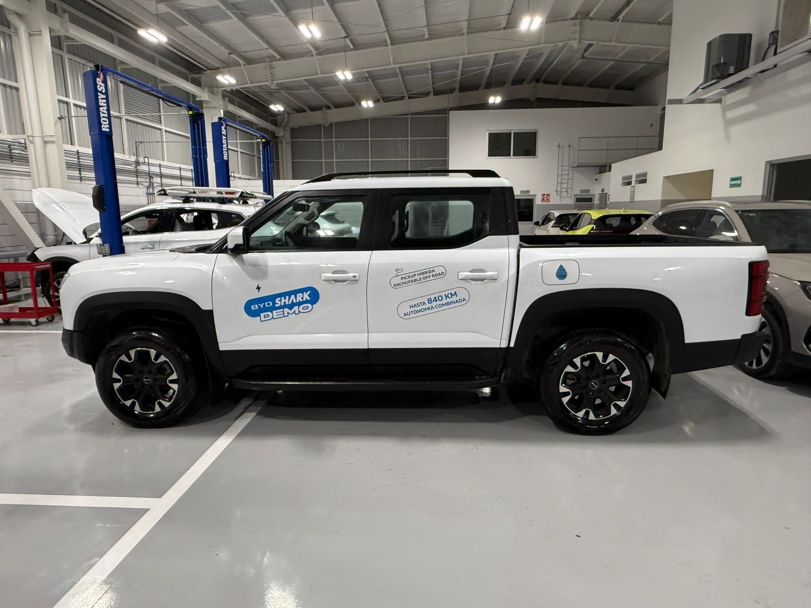 2025 BYD Shark 1.5T Gl Phev At