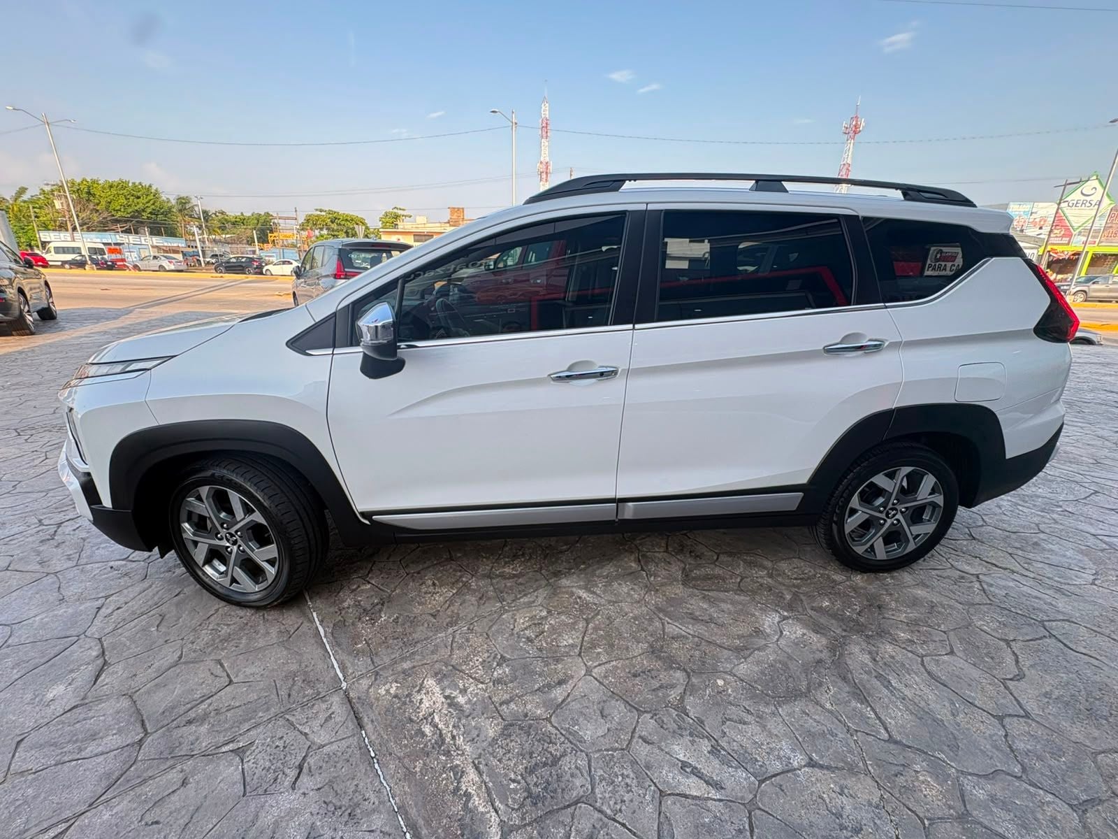 2025 Mitsubishi Xpander 1.5 Cross At