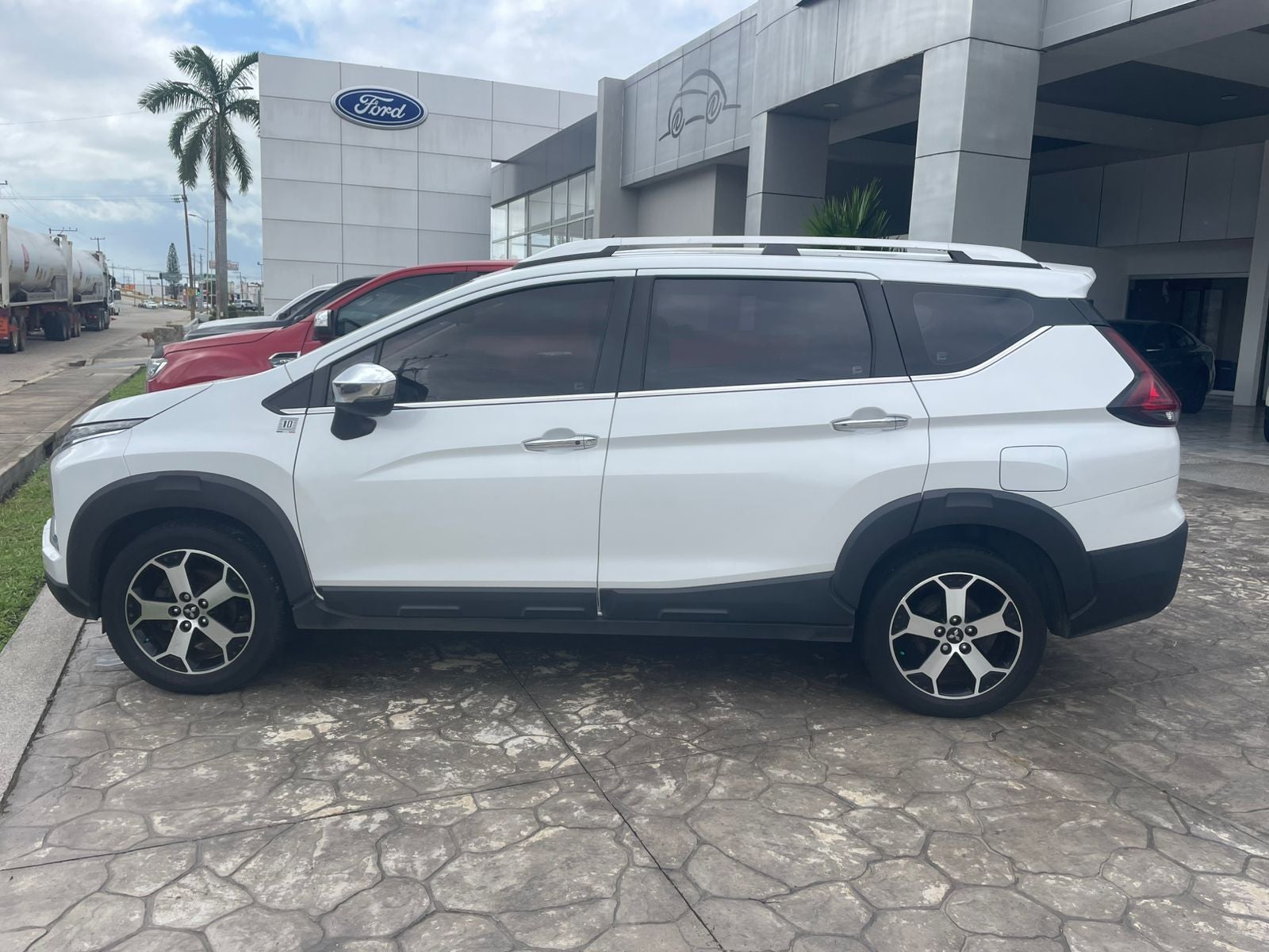 2023 Mitsubishi Xpander 1.5 Xpander Cross At
