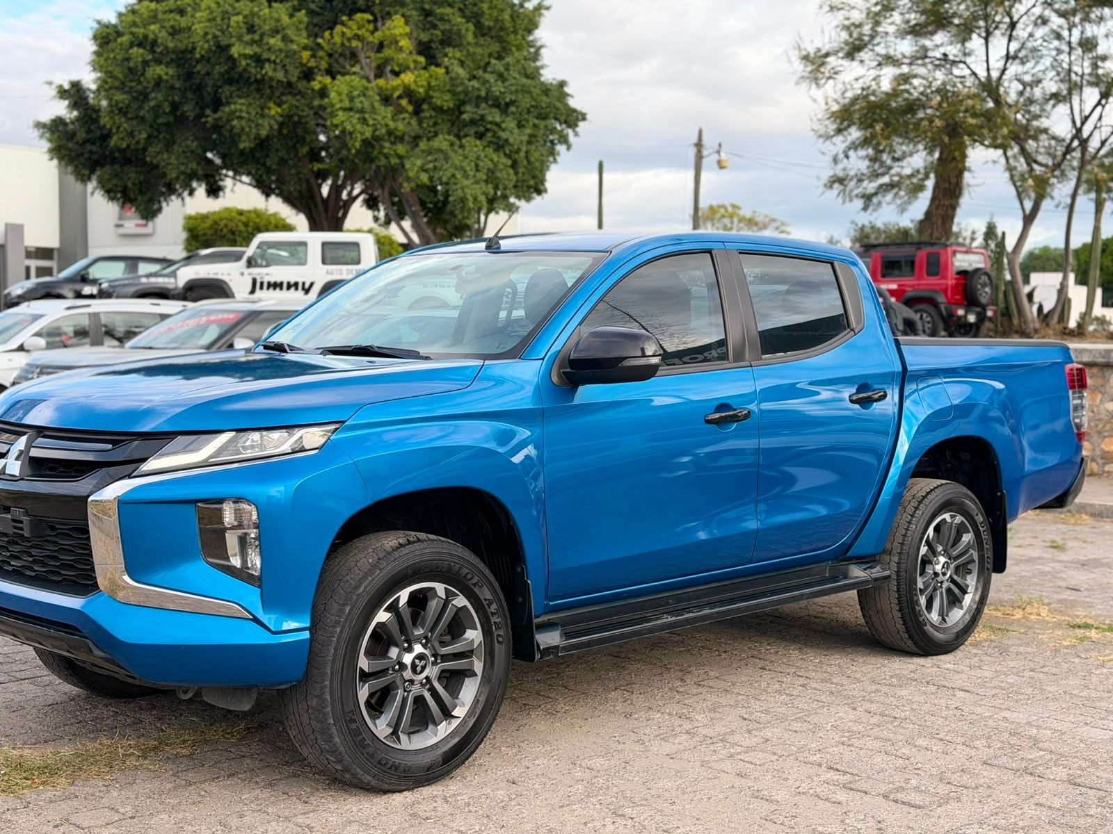 2024 Mitsubishi L200 2.4 Gls Cabina Doble 4x4 Diesel At