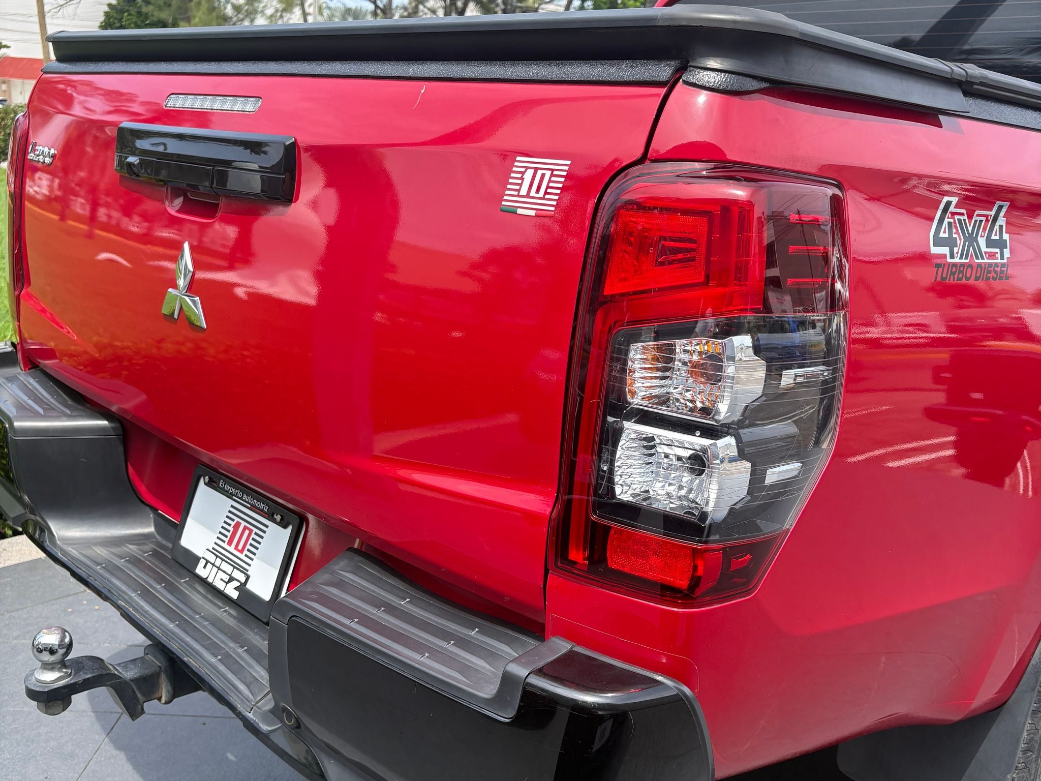 2023 Mitsubishi L200 2.4 Gls 4X4 Diésel At